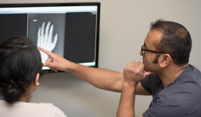 Why See a Hand Specialist Hand Specialist